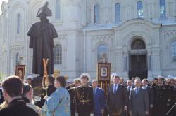 На Якорной площади открыли памятник адмиралу Ушакову