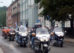 Золотой ветер на улицах Кронштадта